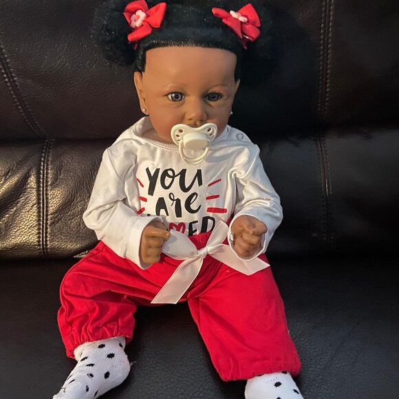 🆕22.8 Inch Reborn Doll with Soft Cloth Body African American Emma Girl Doll - Picture 5 of 11